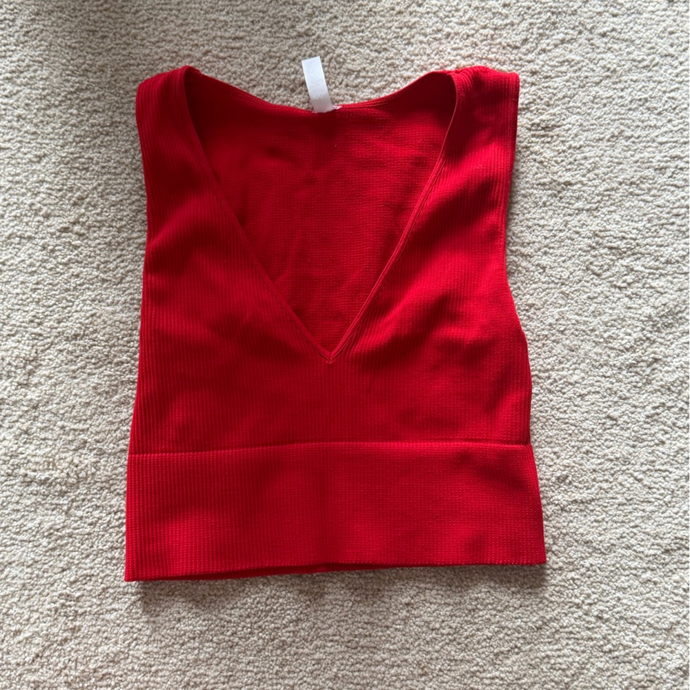 Red V-Cut Cropped Tank